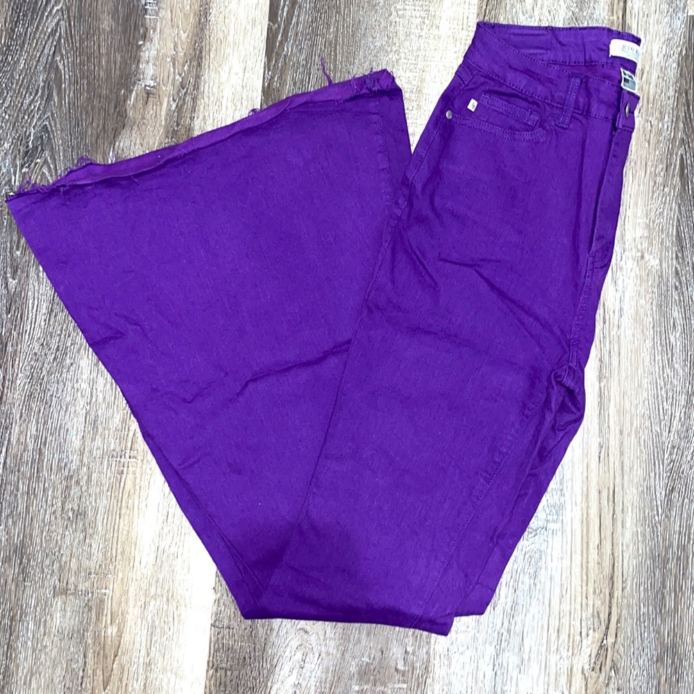 Judy Blue Super Flare Jeans